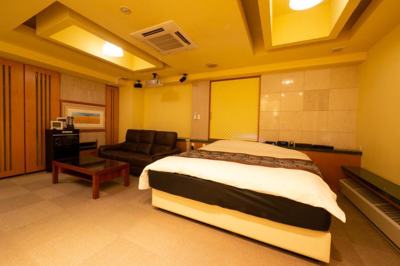 Hotel Rplus日高 (Adults Only) Hidaka  Exterior photo